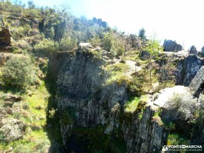 Cascadas del Aljibe - Arquitectura Negra;tornavacas amigos de madrid todos los santos lagunas de vil